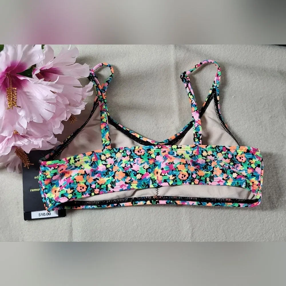 Art Class Girls NWT Floral Multicolor Bikini/Swim Top Size Large (10/12) UPF 50+